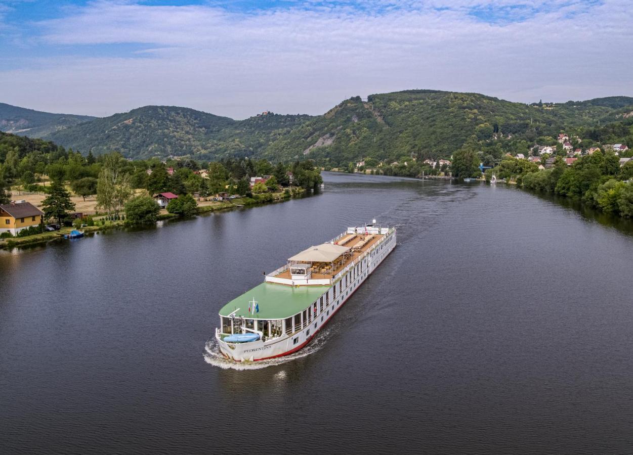 Florentina Boat Litomerice Exterior photo