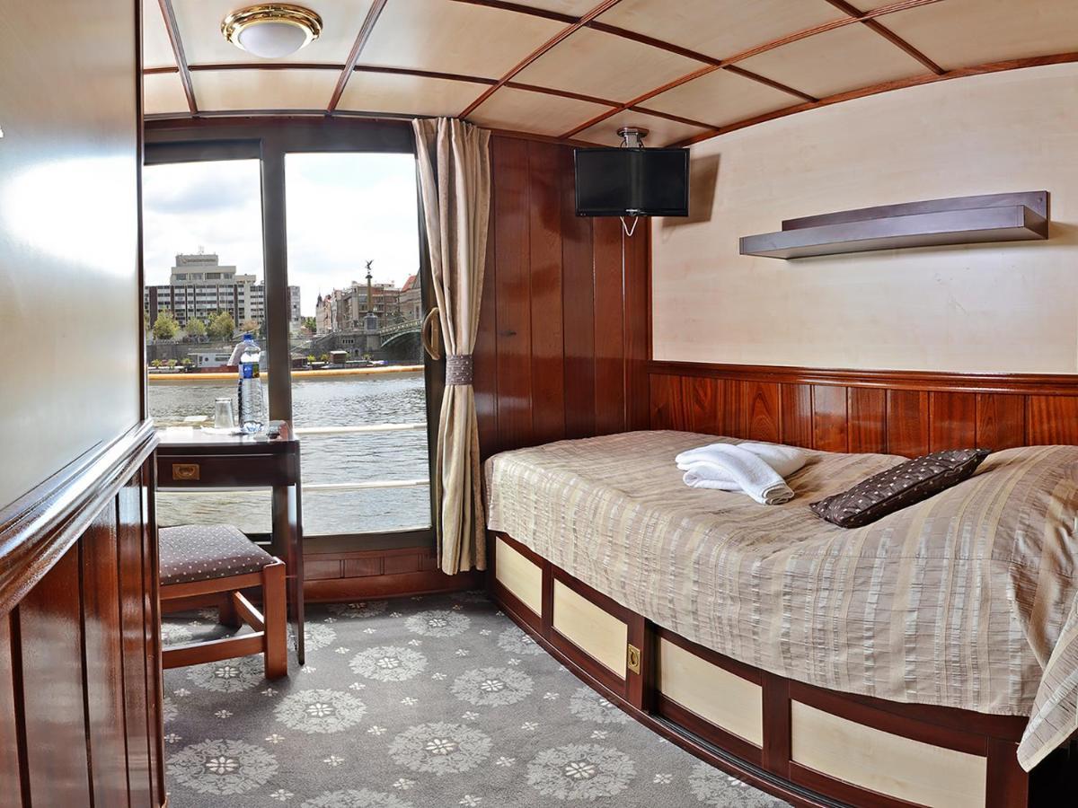 Florentina Boat Litomerice Exterior photo